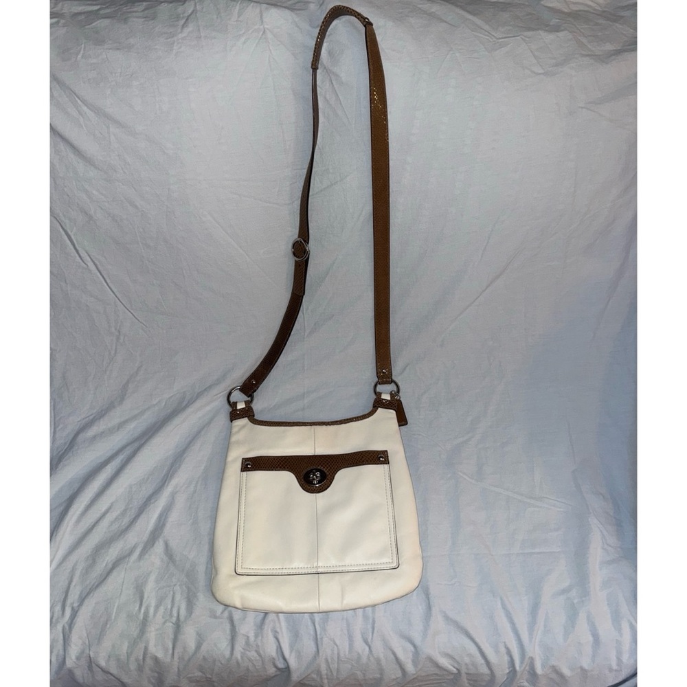 Y2K Coach White and Brown Penelope Leather Adjustable Crossbody Bag Purse